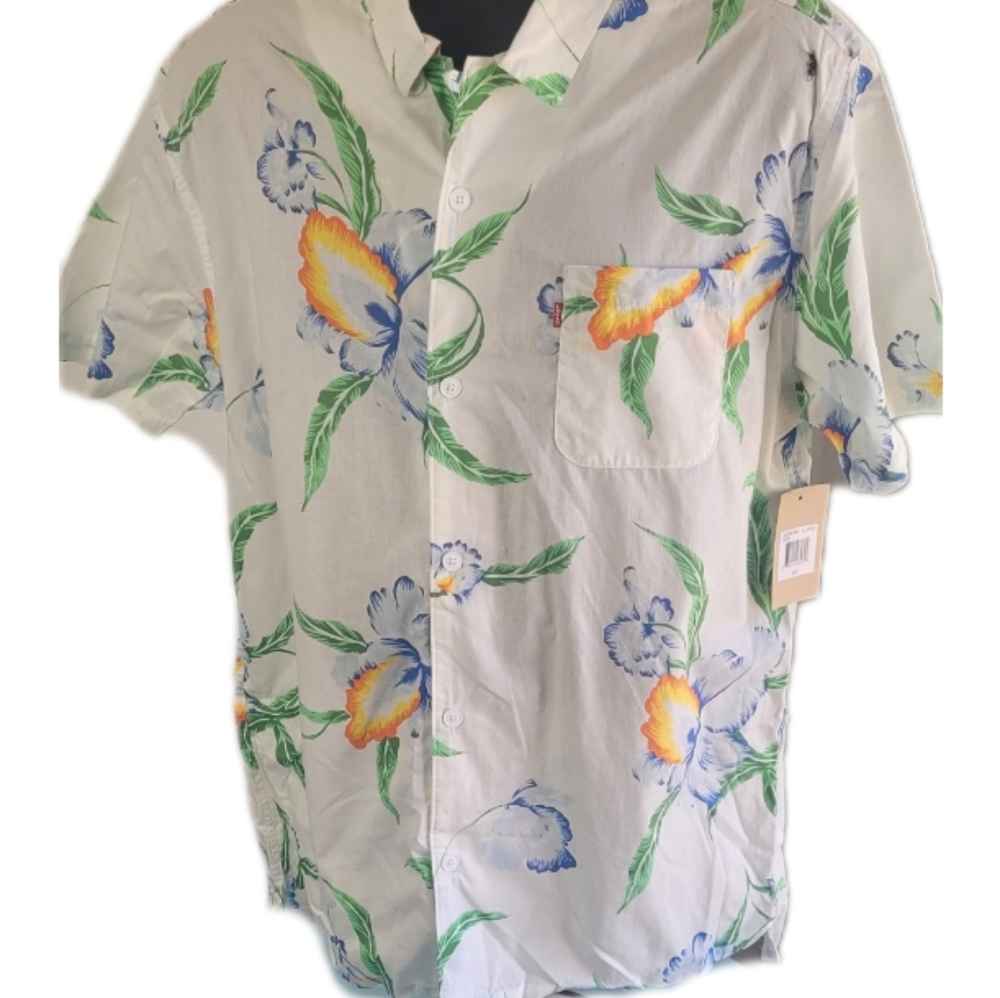 Levi's Button up t-Shirt